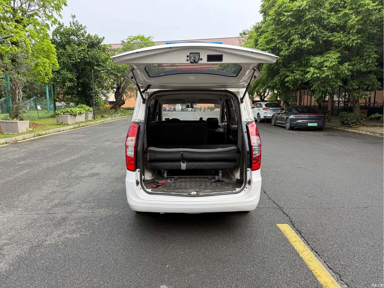 Wuling Hongguang, 2019 12