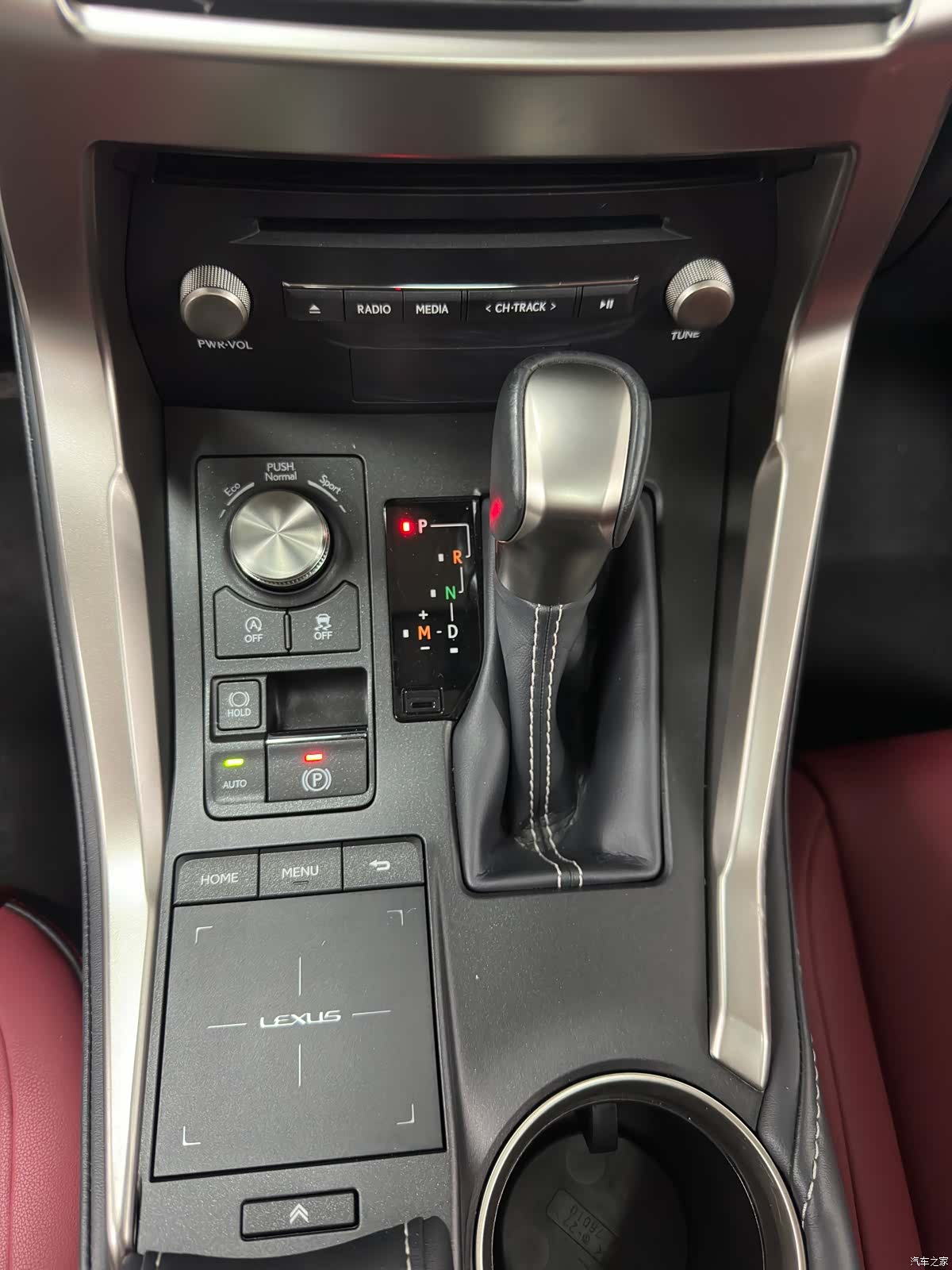 Lexus NX, 2021 14