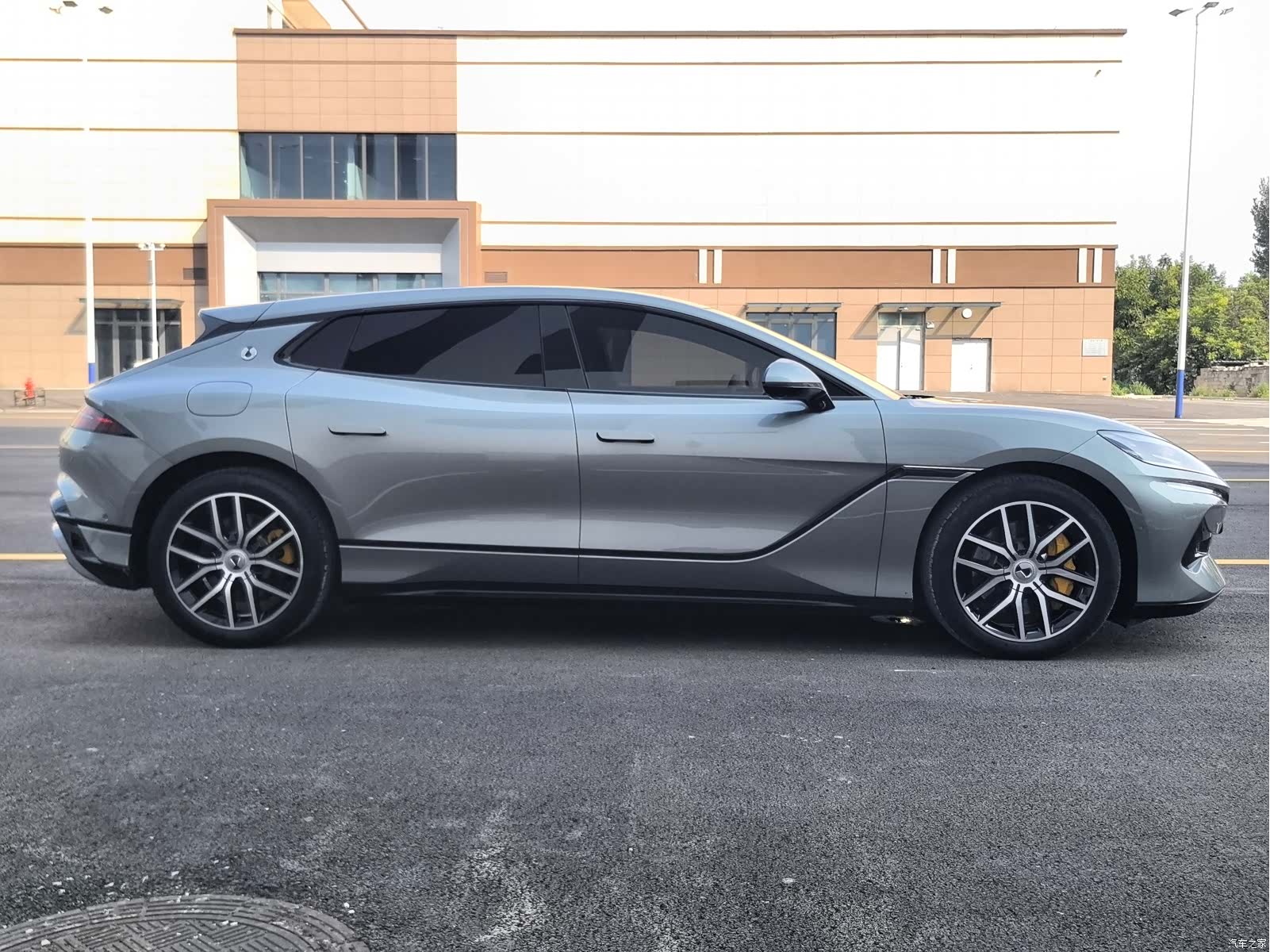 Denza Z9GT, 2025 все фото