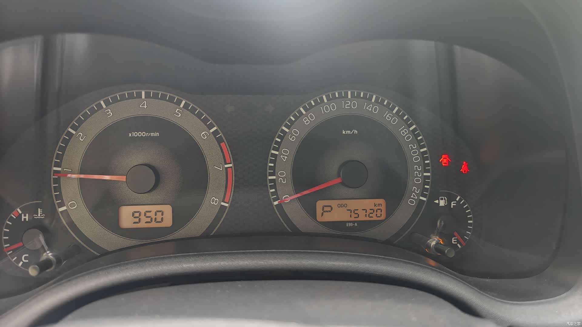 Toyota Corolla, 2013 11