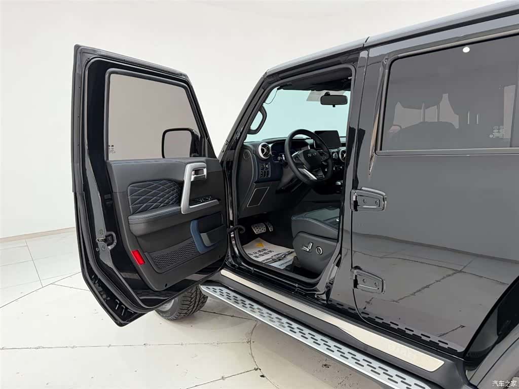 BAIC BJ40, 2024 13