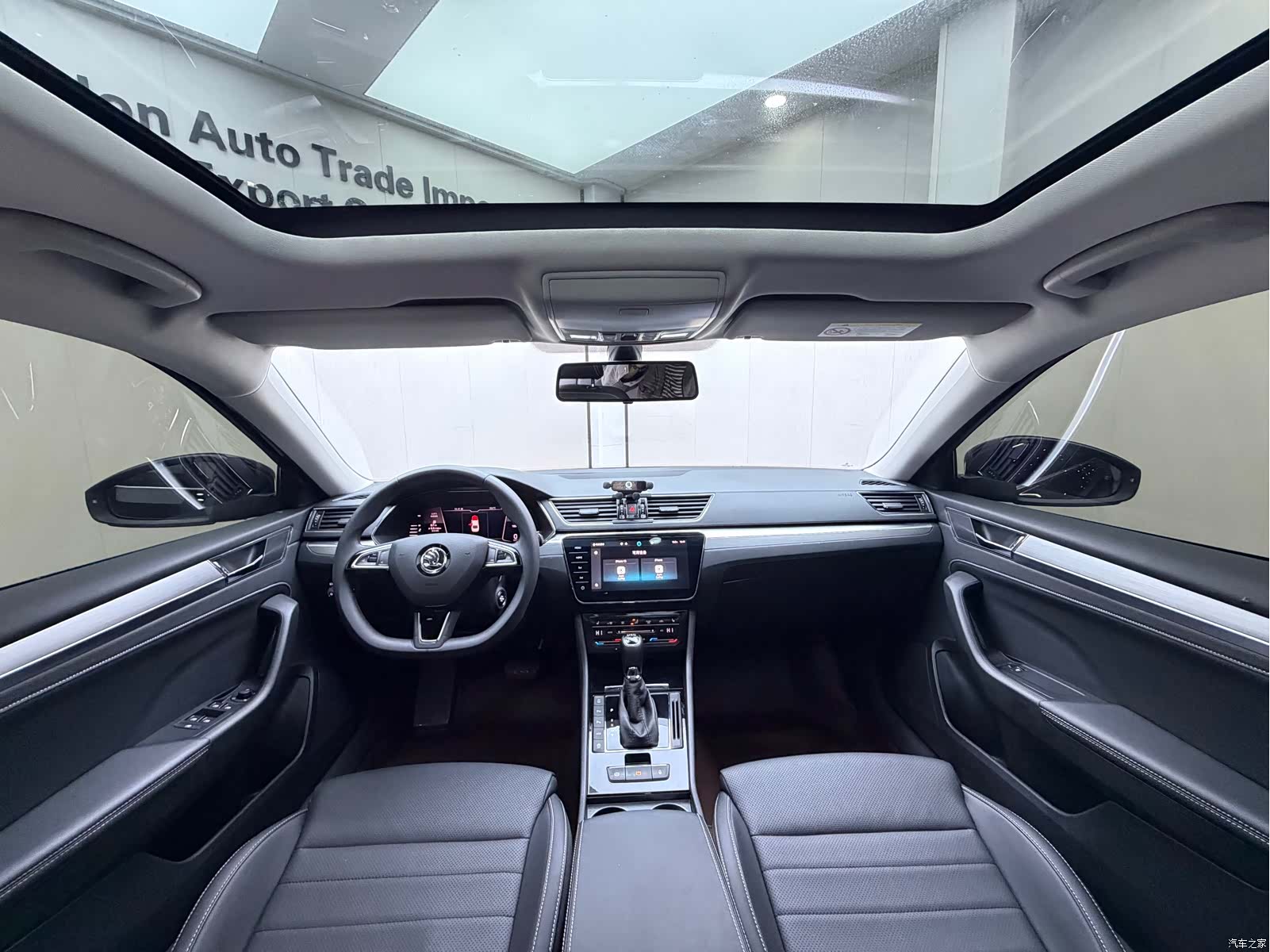 Skoda Superb, 2024 17