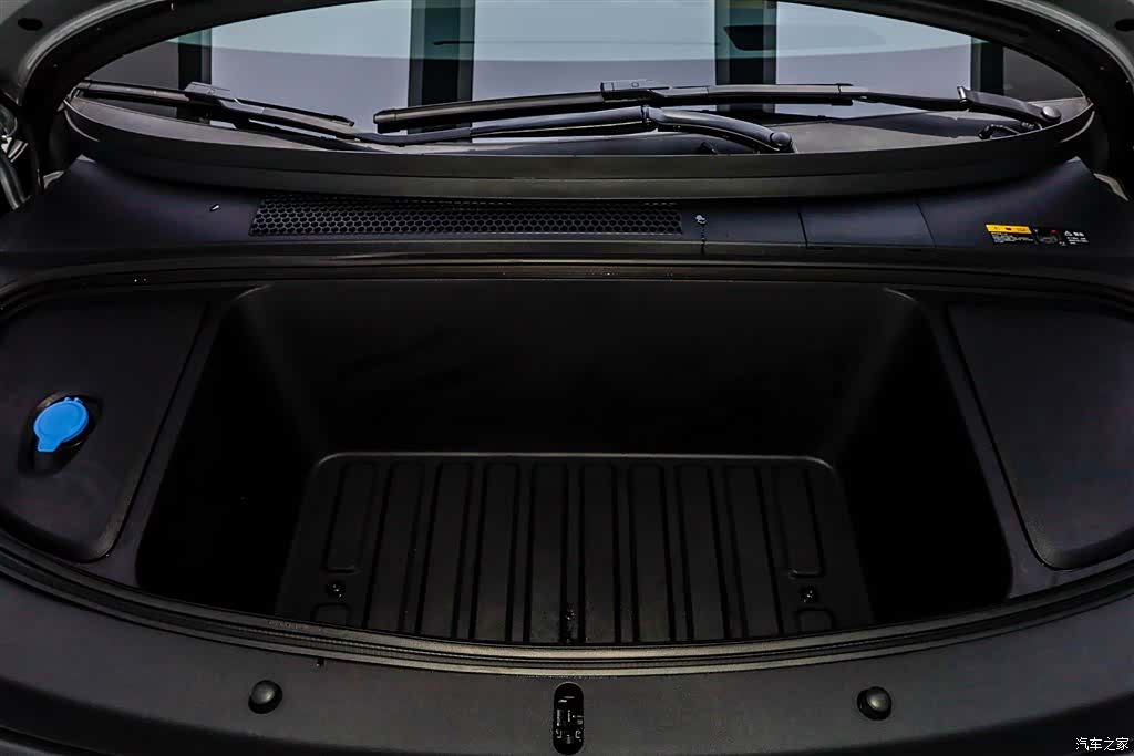 Li Auto i6, 2025 9