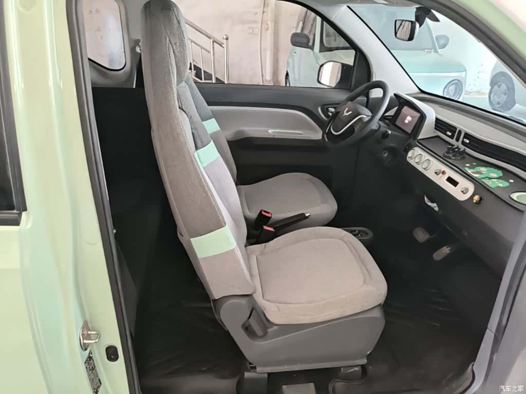 Wuling MINIEV, 2021 25