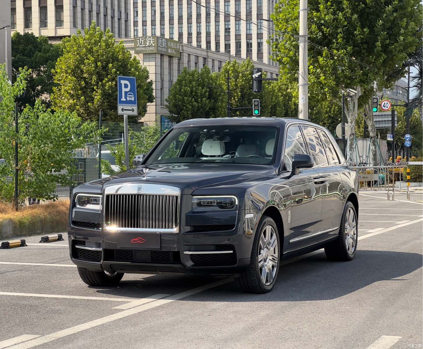 Rolls-Royce Cullinan, 2019 1
