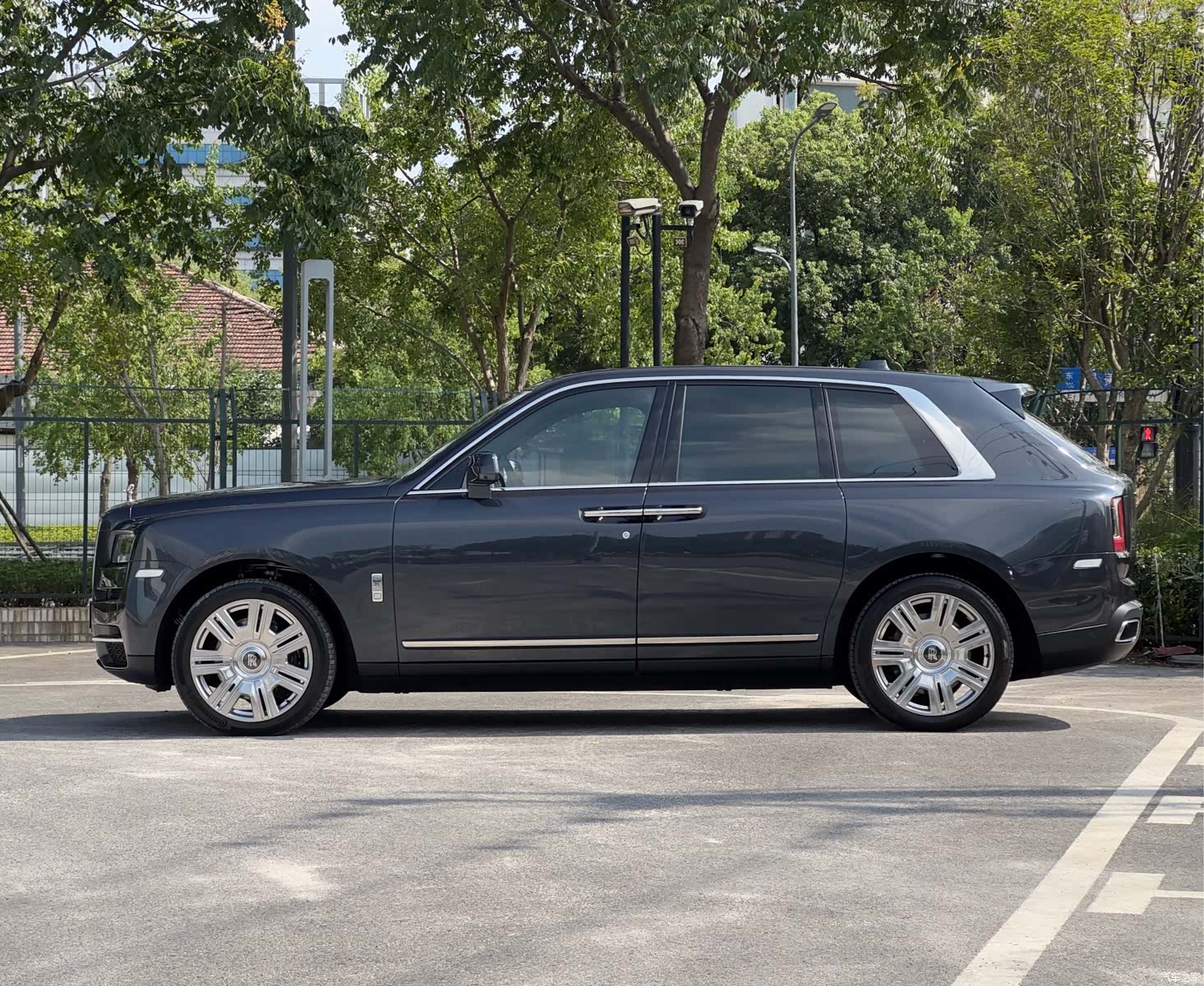 Rolls-Royce Cullinan, 2019 7