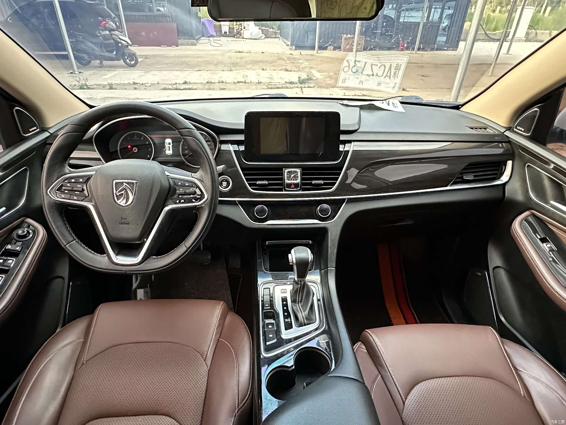 Wuling 560, 2018 все фото