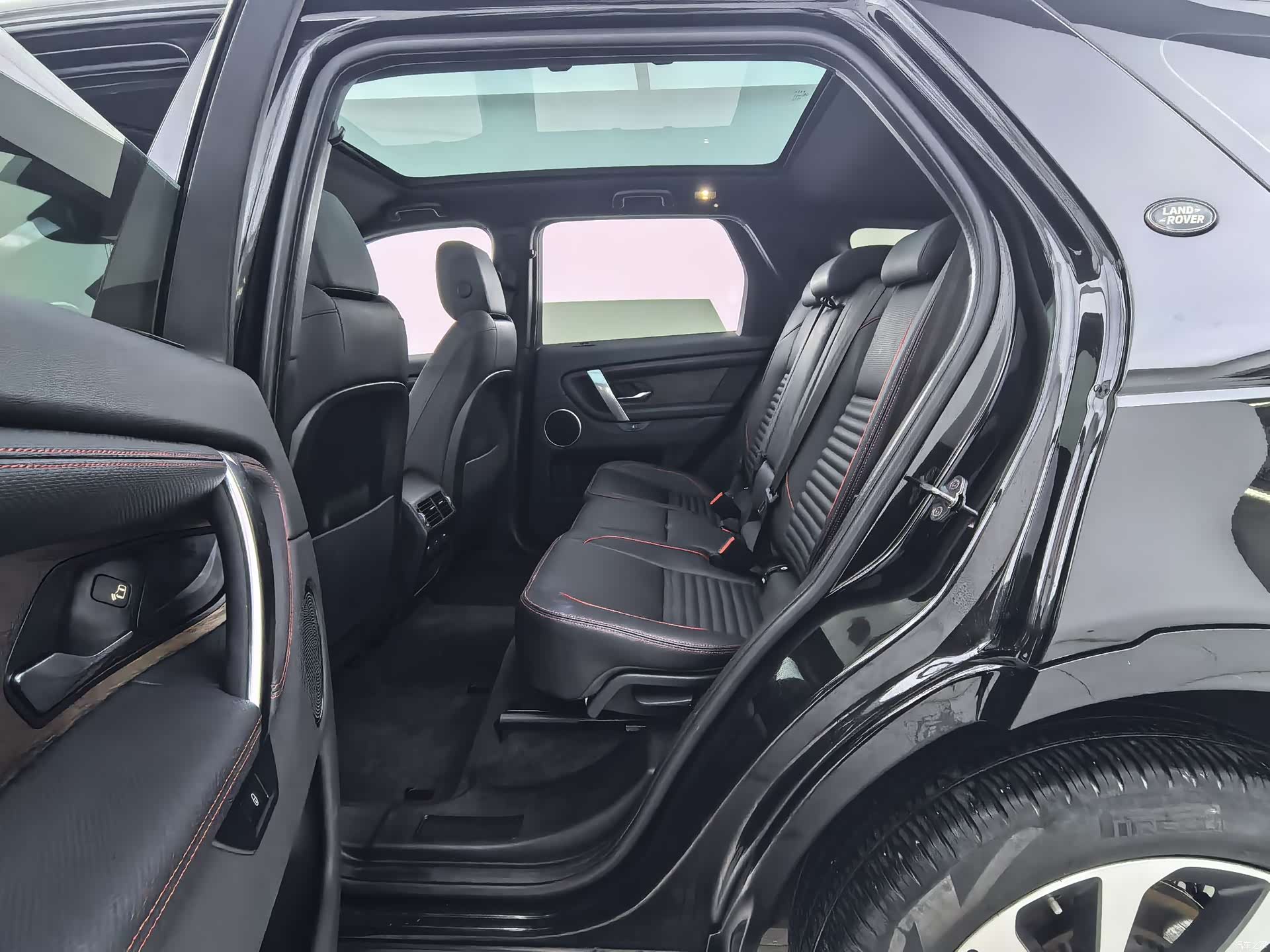 Land Rover Discovery, 2021 10