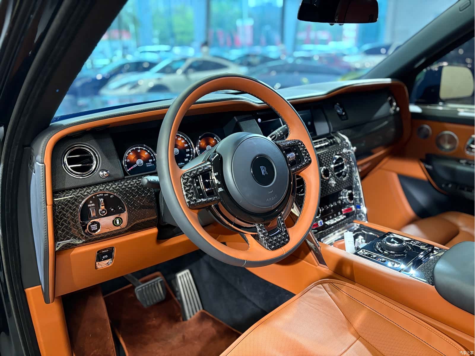 Rolls-Royce Cullinan, 2020 8