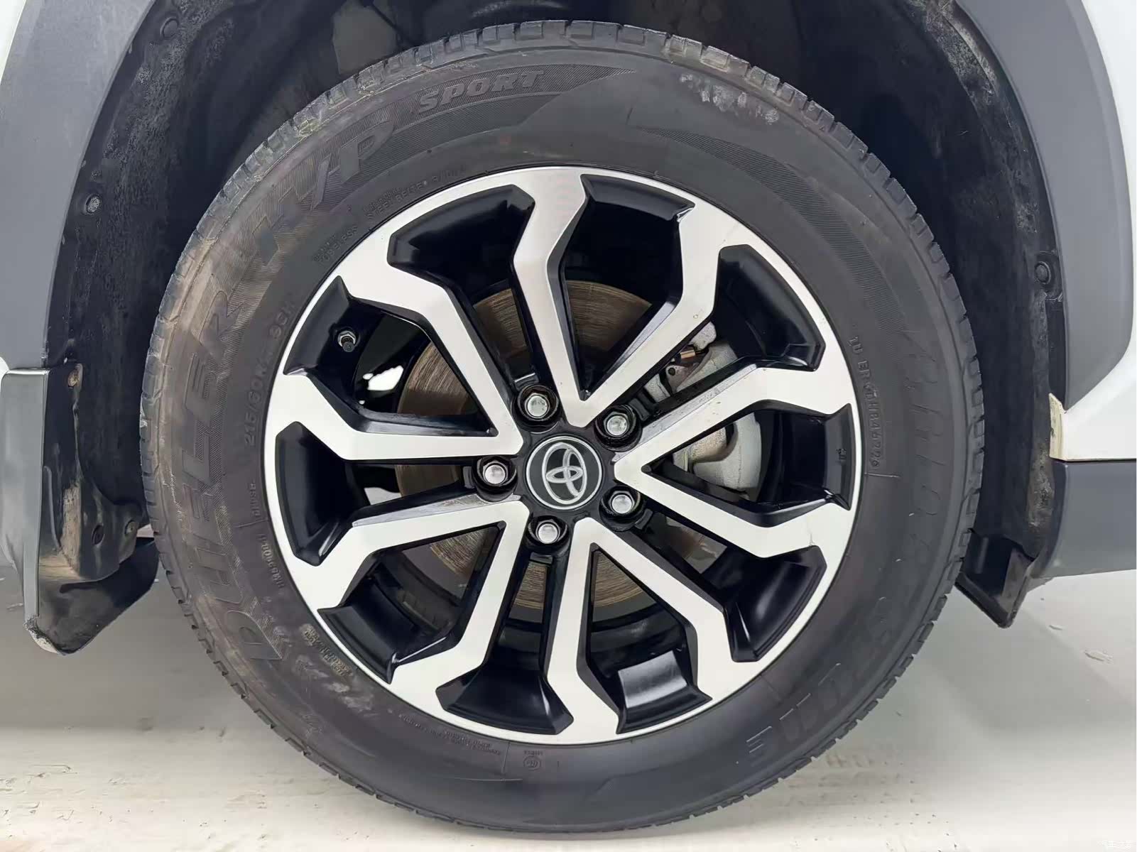 Toyota Frontlander, 2023 8