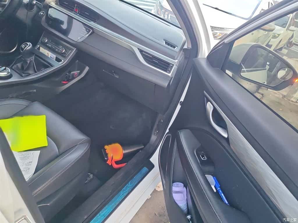 Geely Emgrand, 2019 20