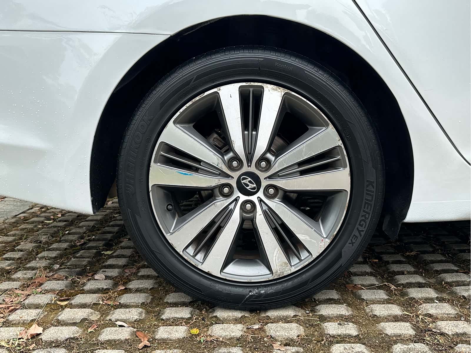 Hyundai GLS, 2016 26