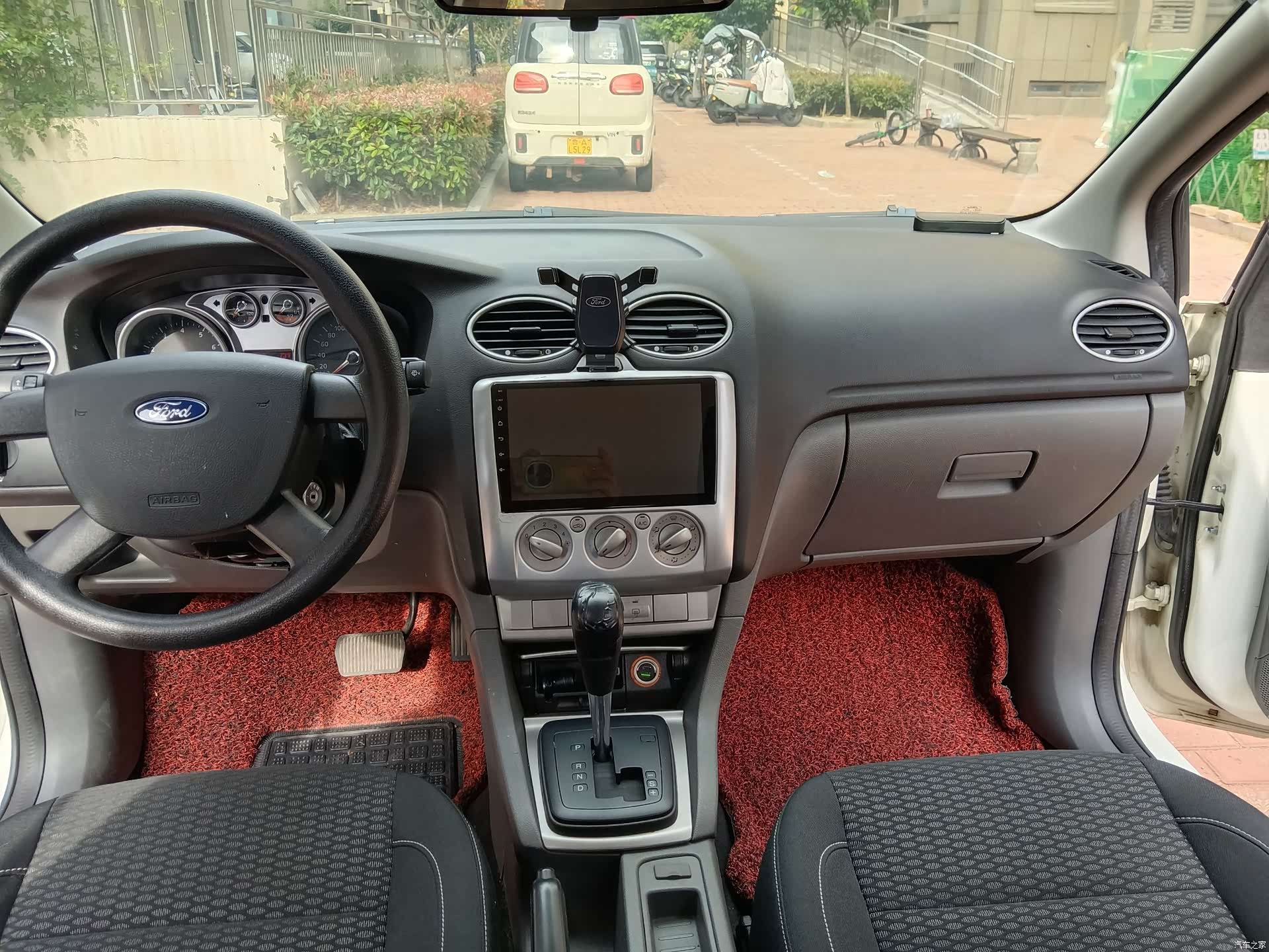 Ford Focus, 2015 17