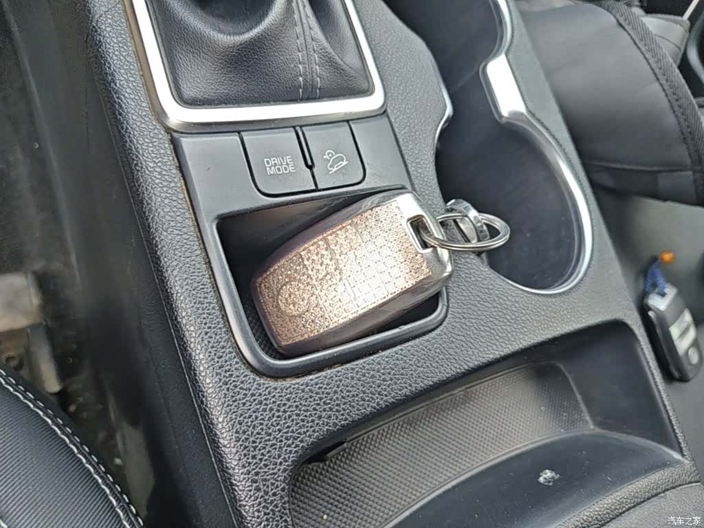 Kia KX5, 2016 9