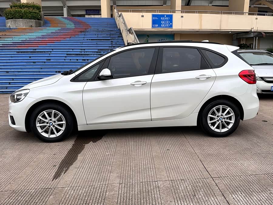 BMW 2 Series Gran Tourer 2016, фото 2