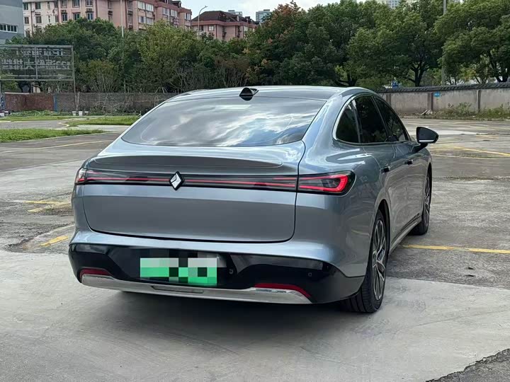 Baojun xiang jing 2025 chun dian 600km zhuan che ban