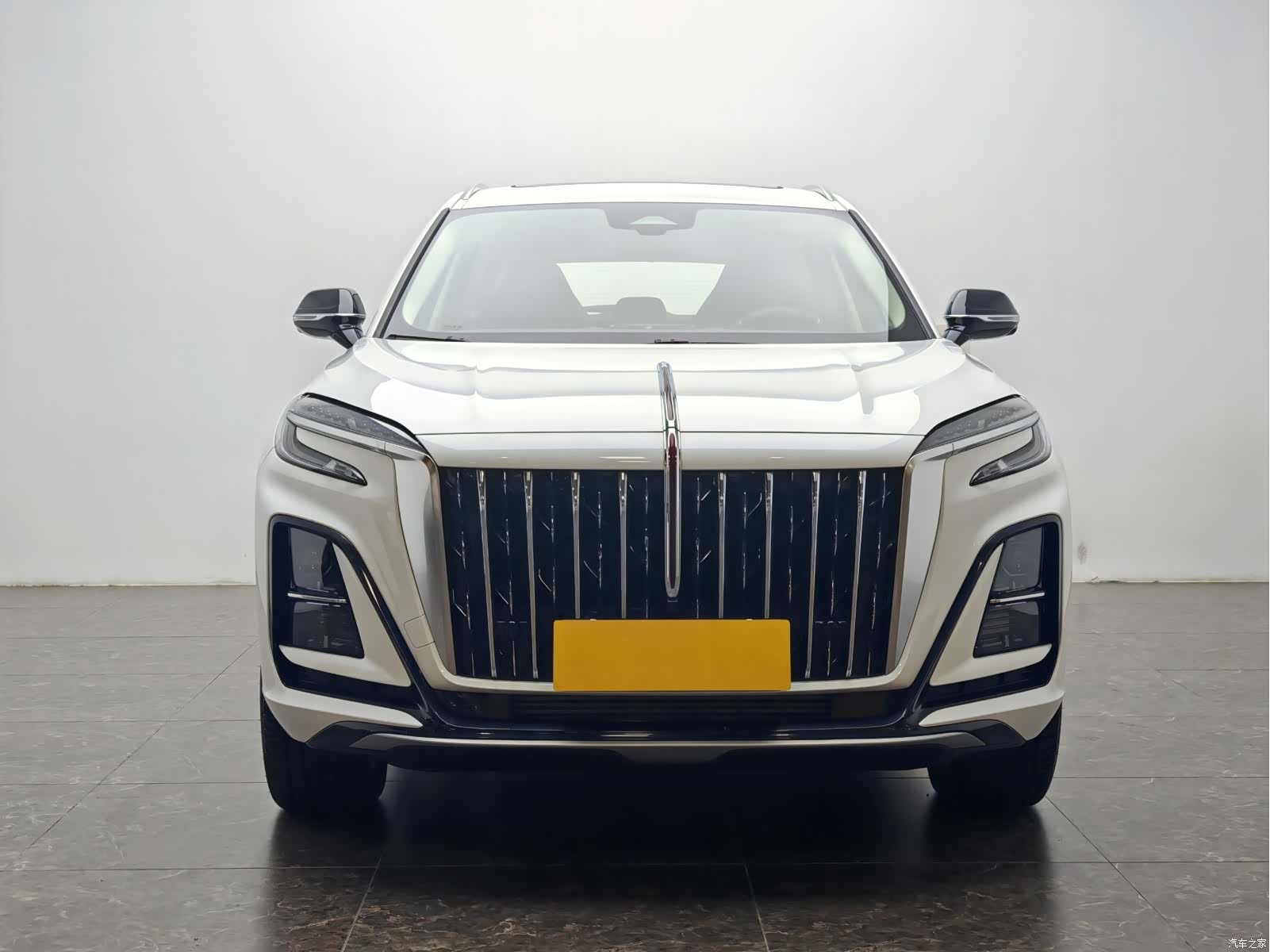 Hongqi HS3, 2026 все фото