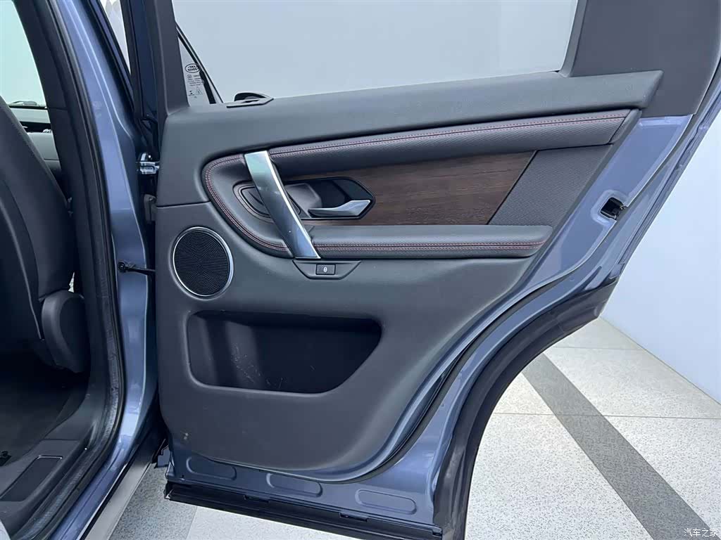Land Rover Discovery, 2021 28