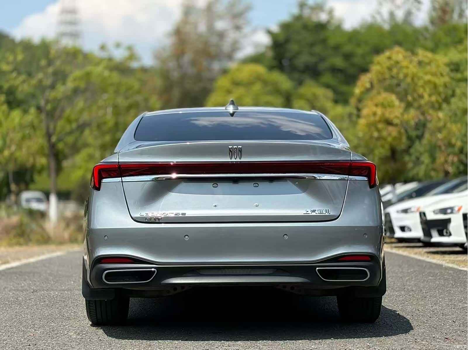 Buick LaCrosse, 2024 все фото
