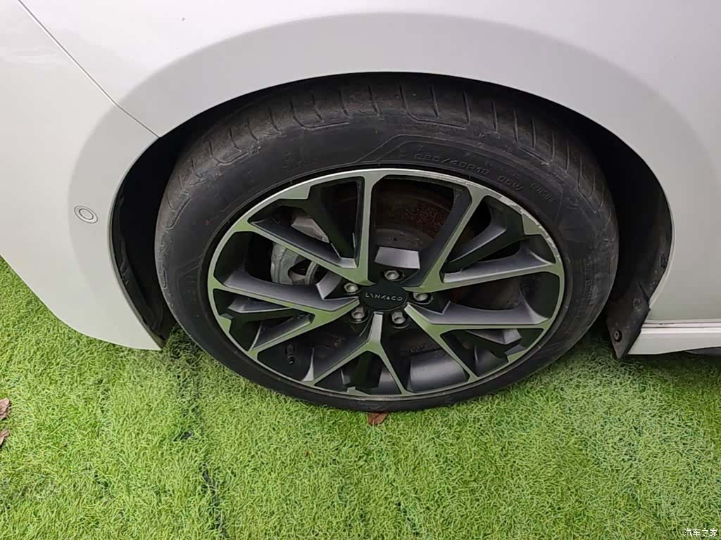 Lynk & Co 02, 2022 23