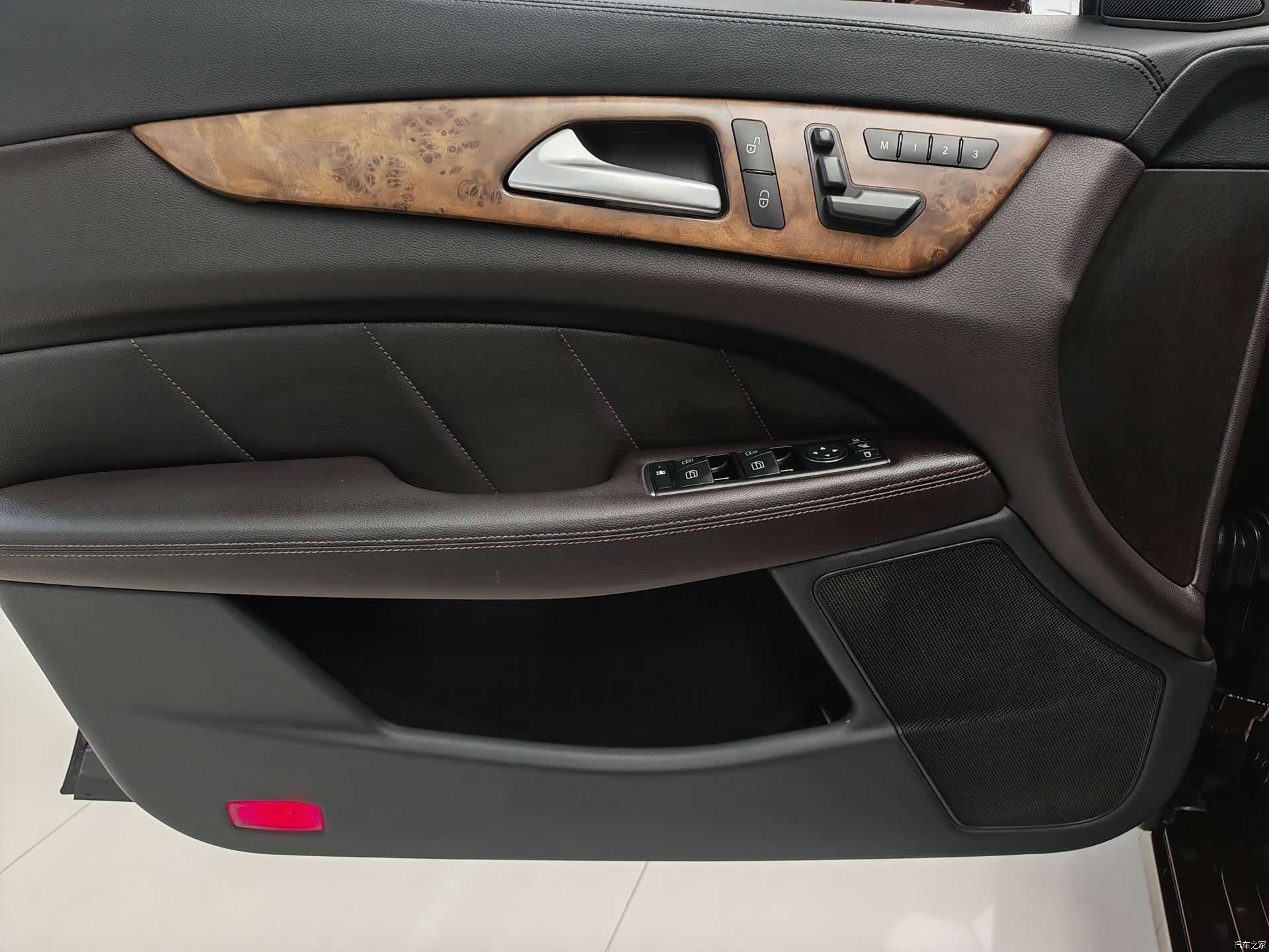 Mercedes-Benz CLS, 2014 13