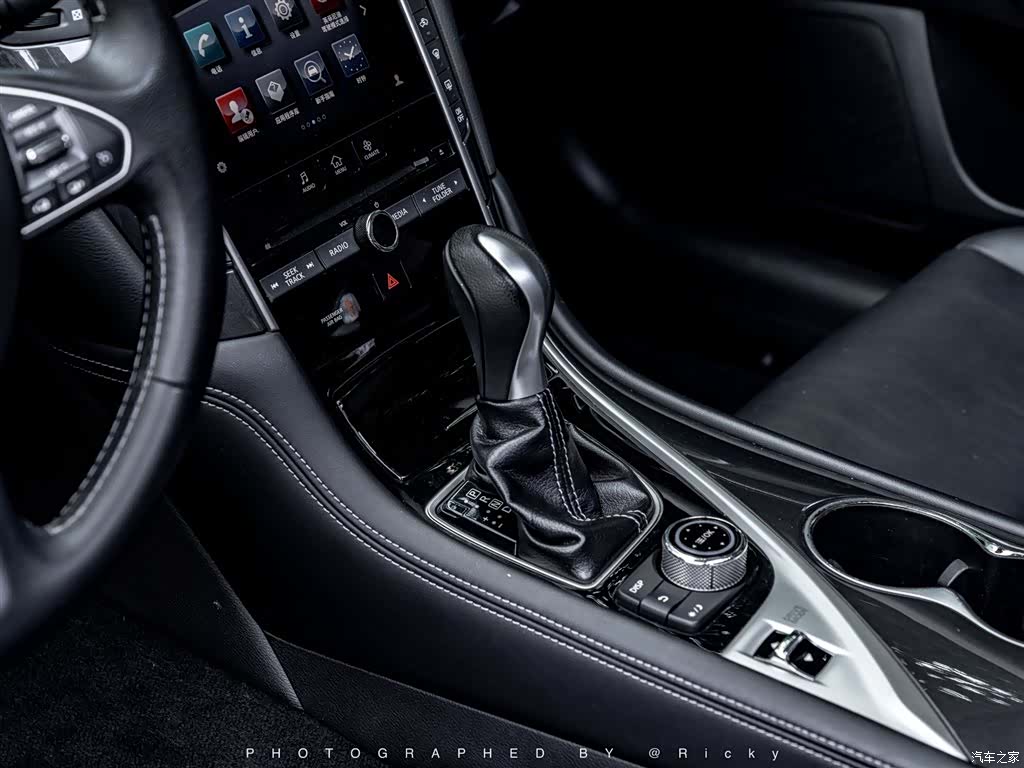 Infiniti Q50L, 2015 9