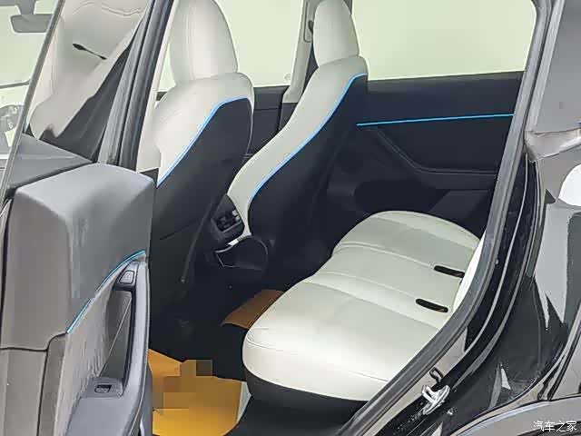 Tesla Model Y, 2023 8