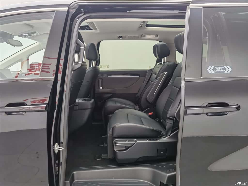 Trumpchi E8, 2024 15