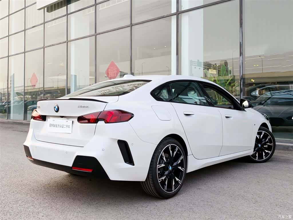 BMW 2 Series, 2025 7
