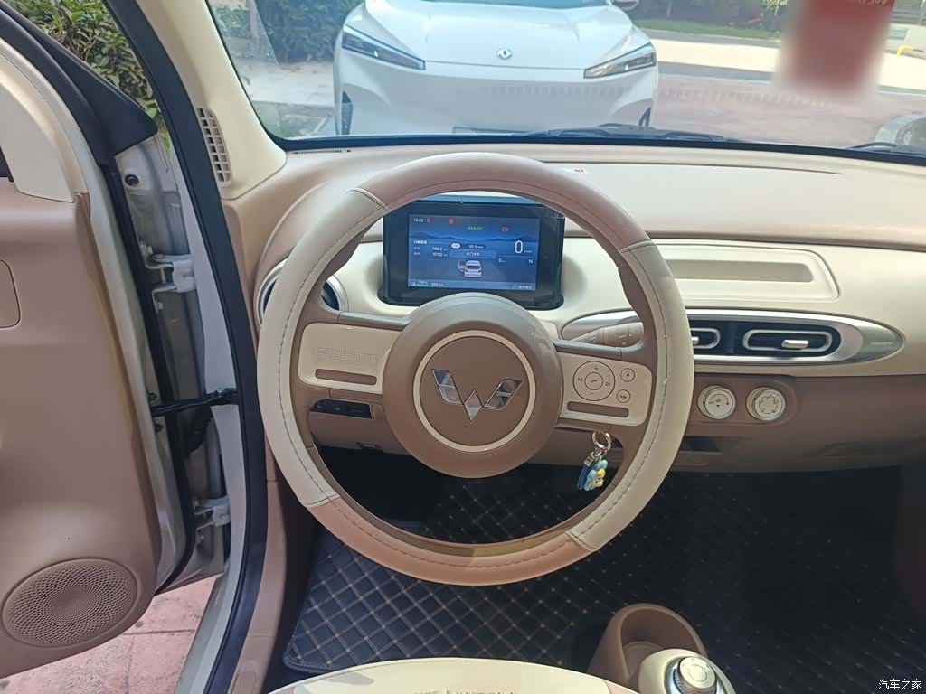 Wuling MINIEV, 2025 11