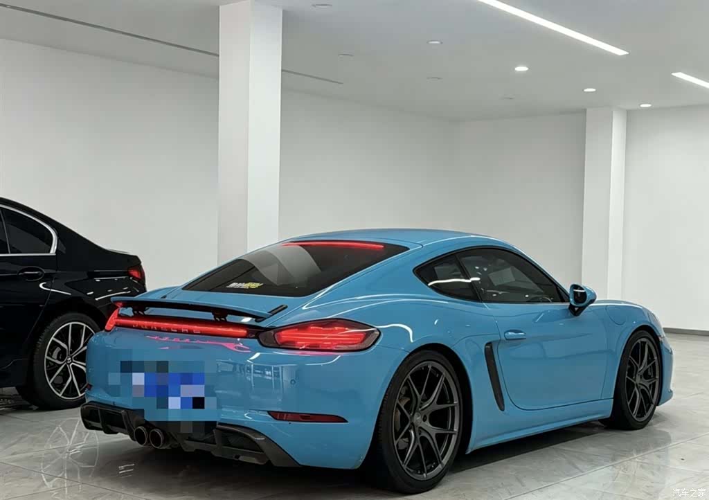 Porsche Cayman, 2017 6