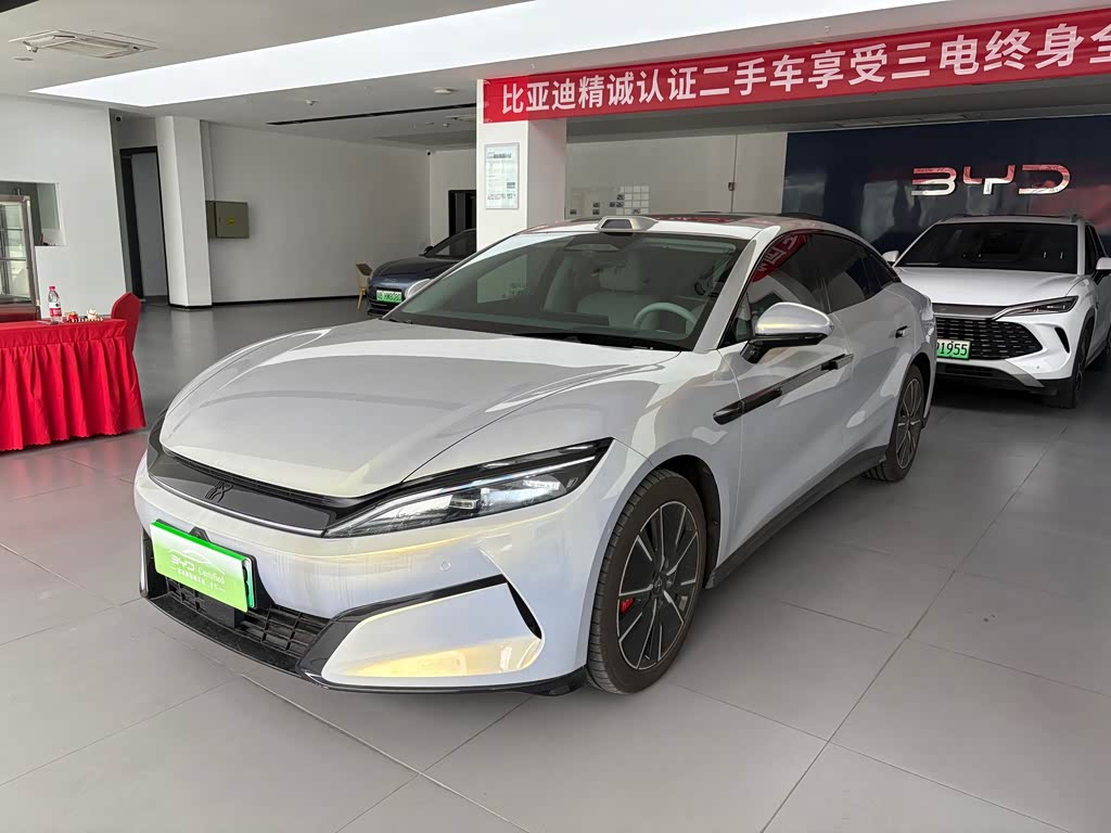 BYD Han L 2025 DM-i 200KM Flagship
