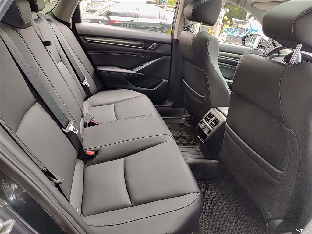 Honda Accord, 2022 11