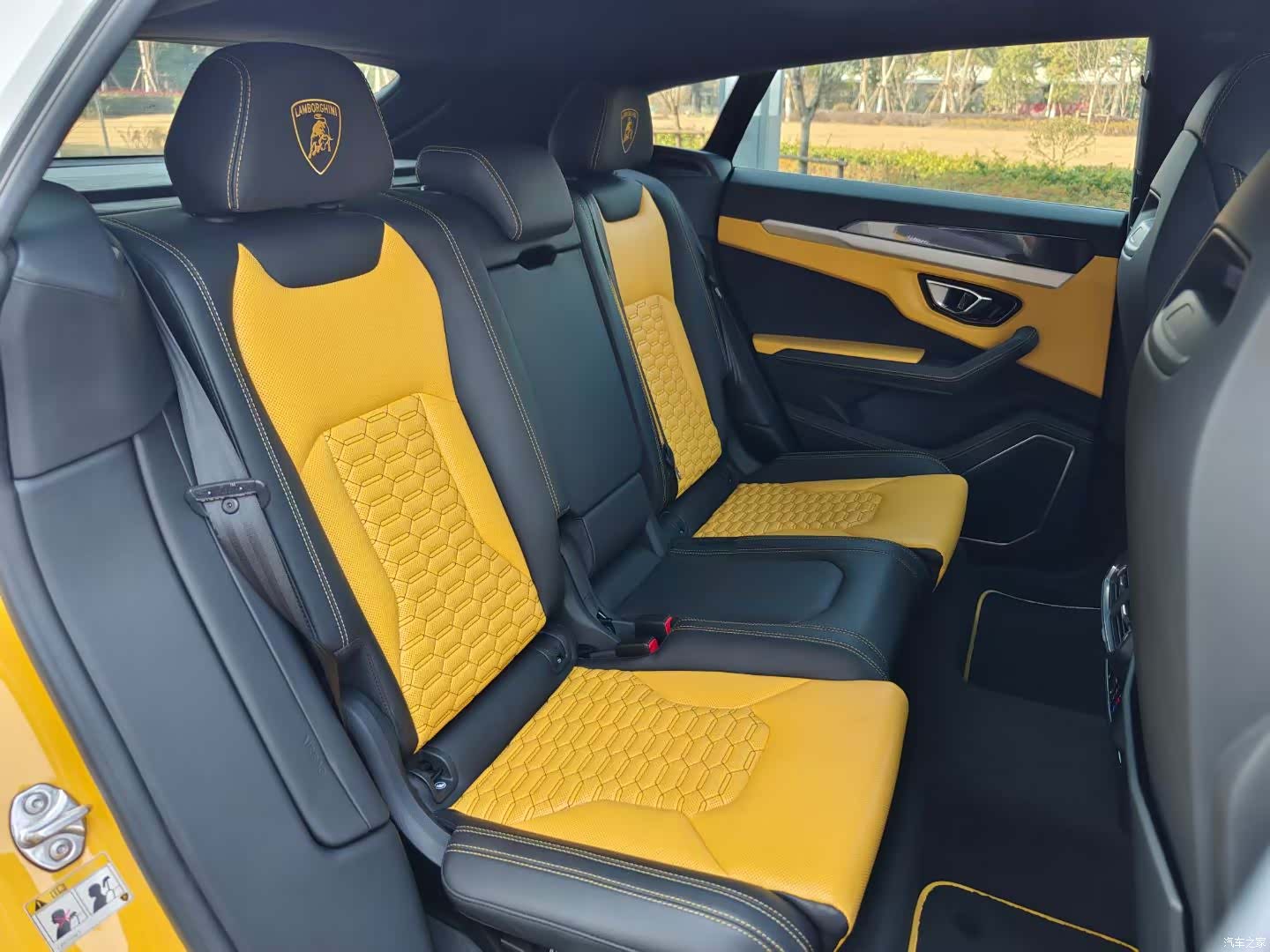Lamborghini Urus, 2018 все фото