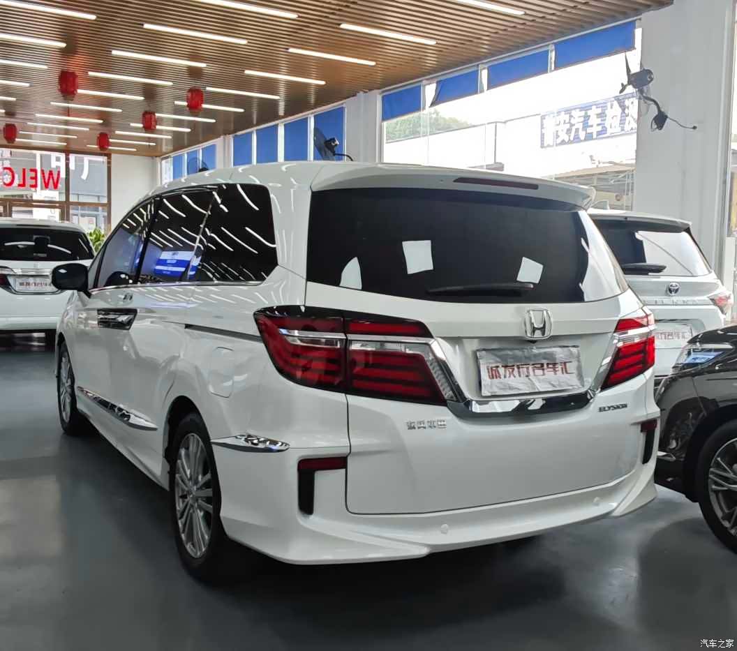 Honda Elysion, 2018 3
