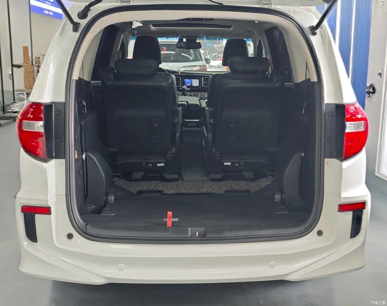 Honda Elysion, 2018 6