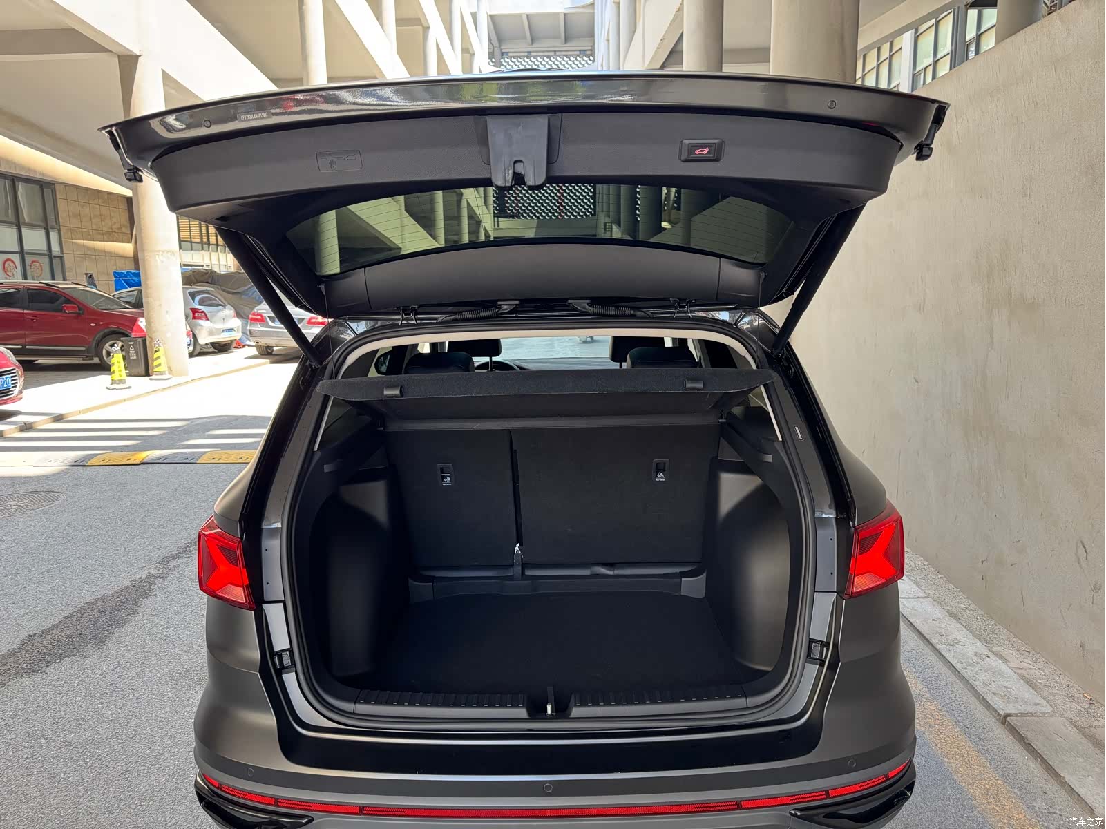 Volkswagen VS7, 2022 18