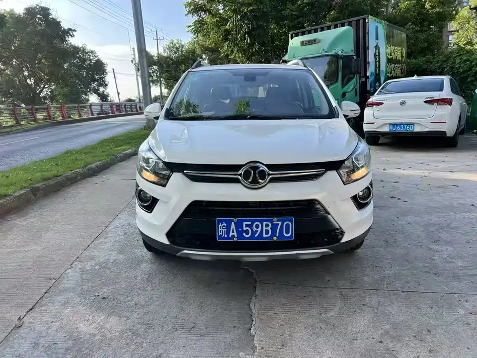 BAIC Shenbao X25