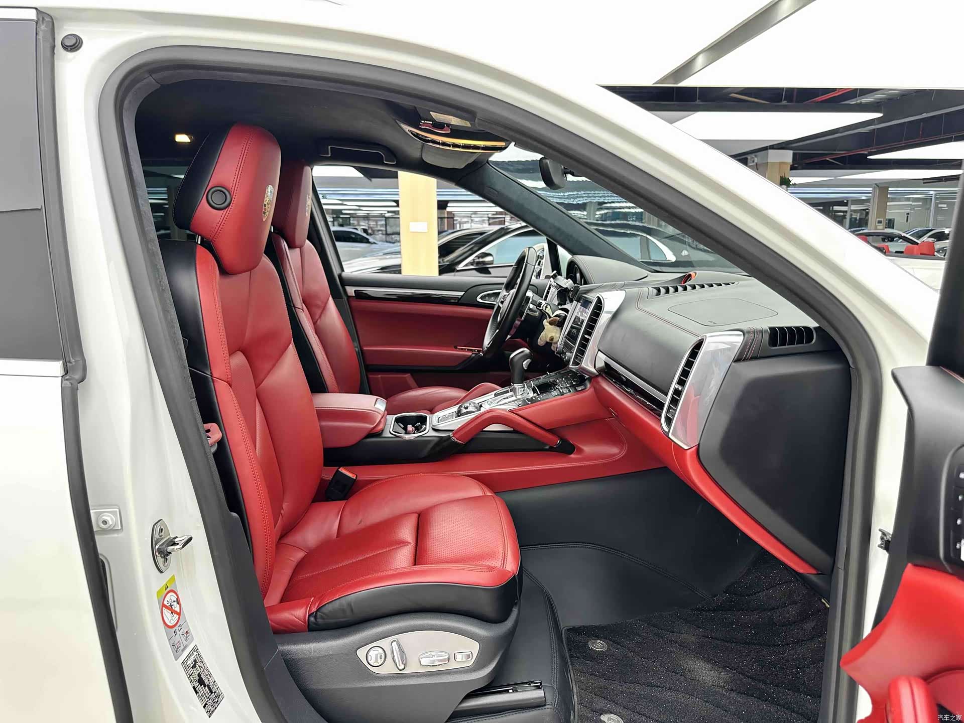 Porsche Cayenne, 2018 10
