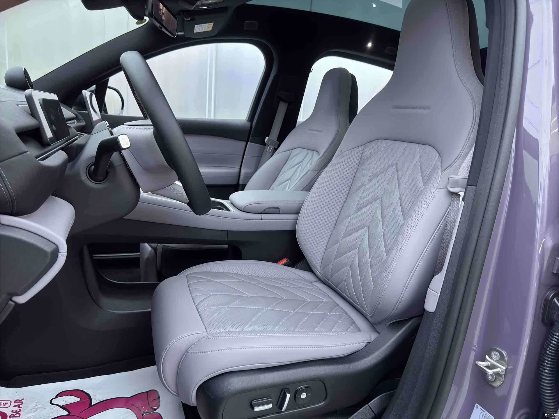 NIO EC6, 2025 11
