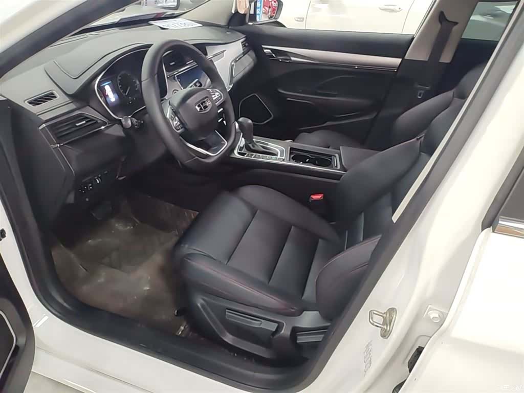 Geely Binray, 2020 15