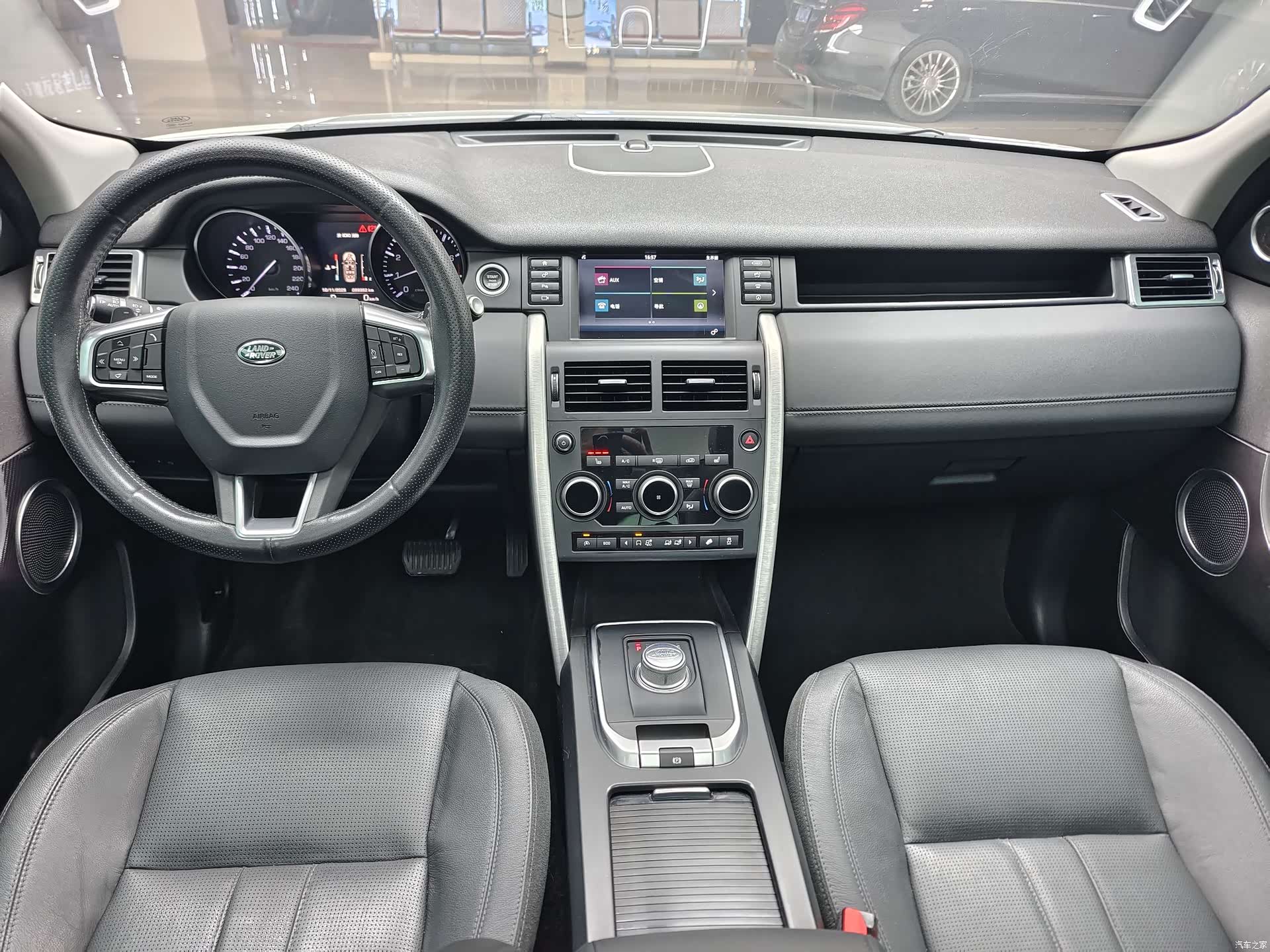 Land Rover Discovery, 2016 все фото