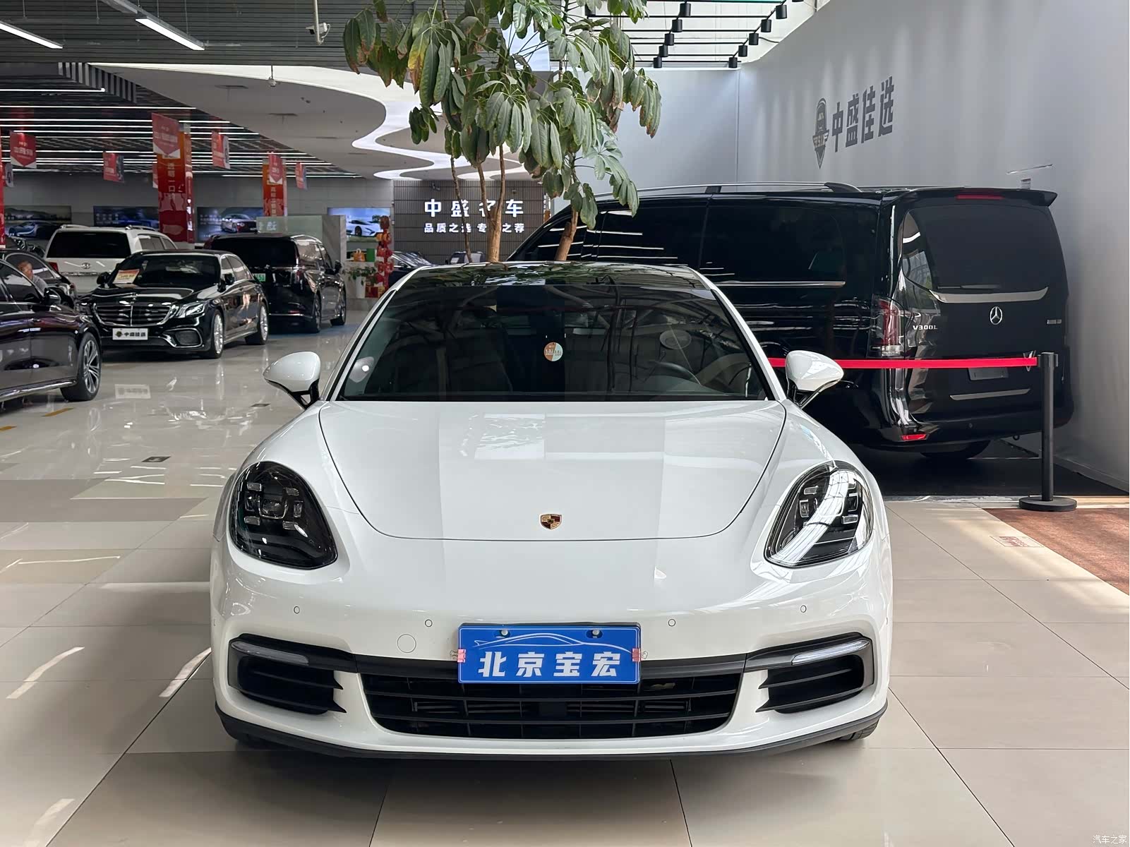 Porsche Panamera, 2018 2