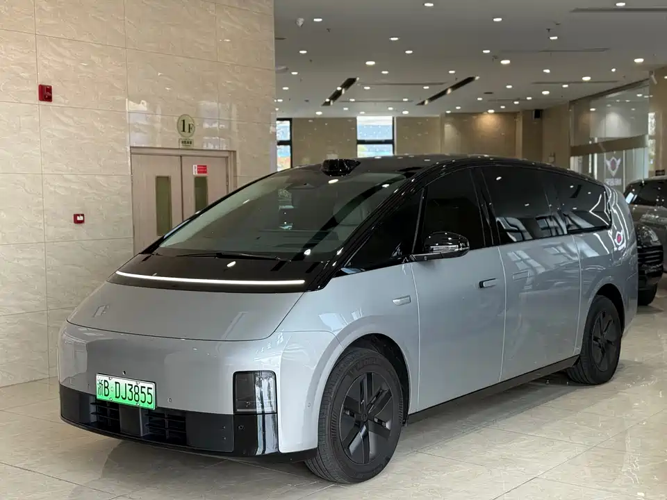 Li Auto Ideal MEGA