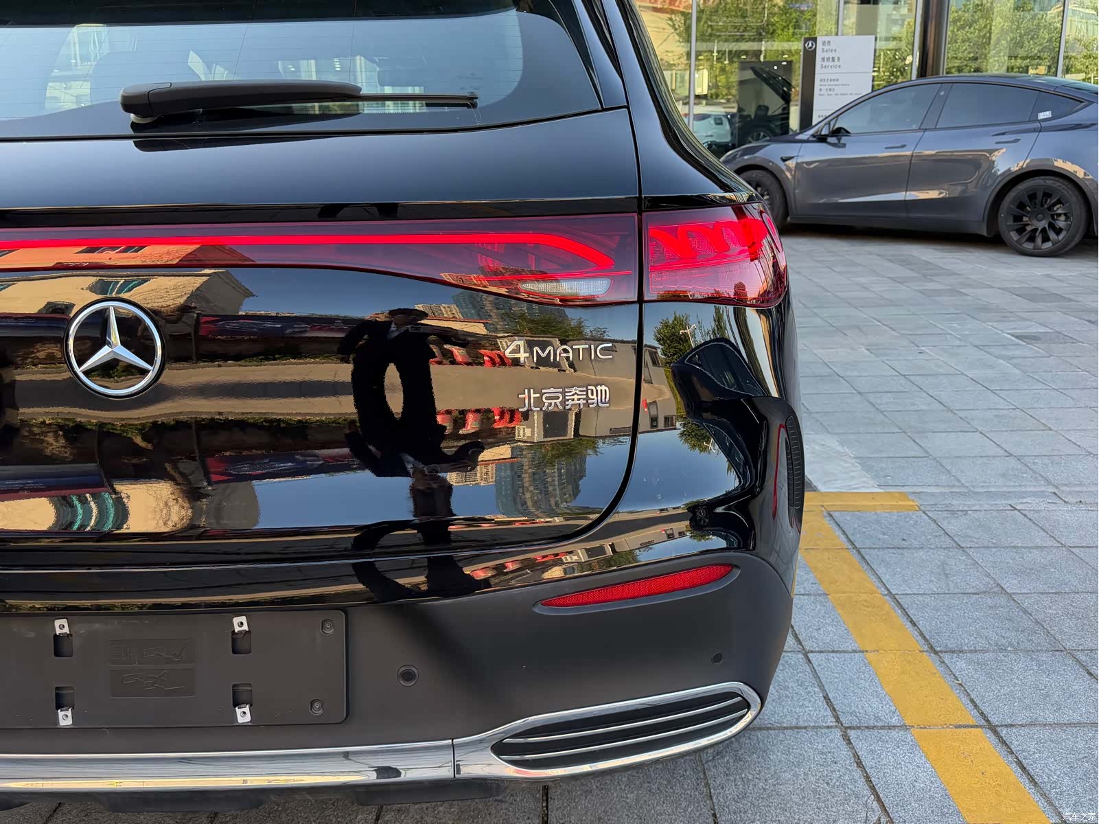 Mercedes-Benz EQE, 2025 10