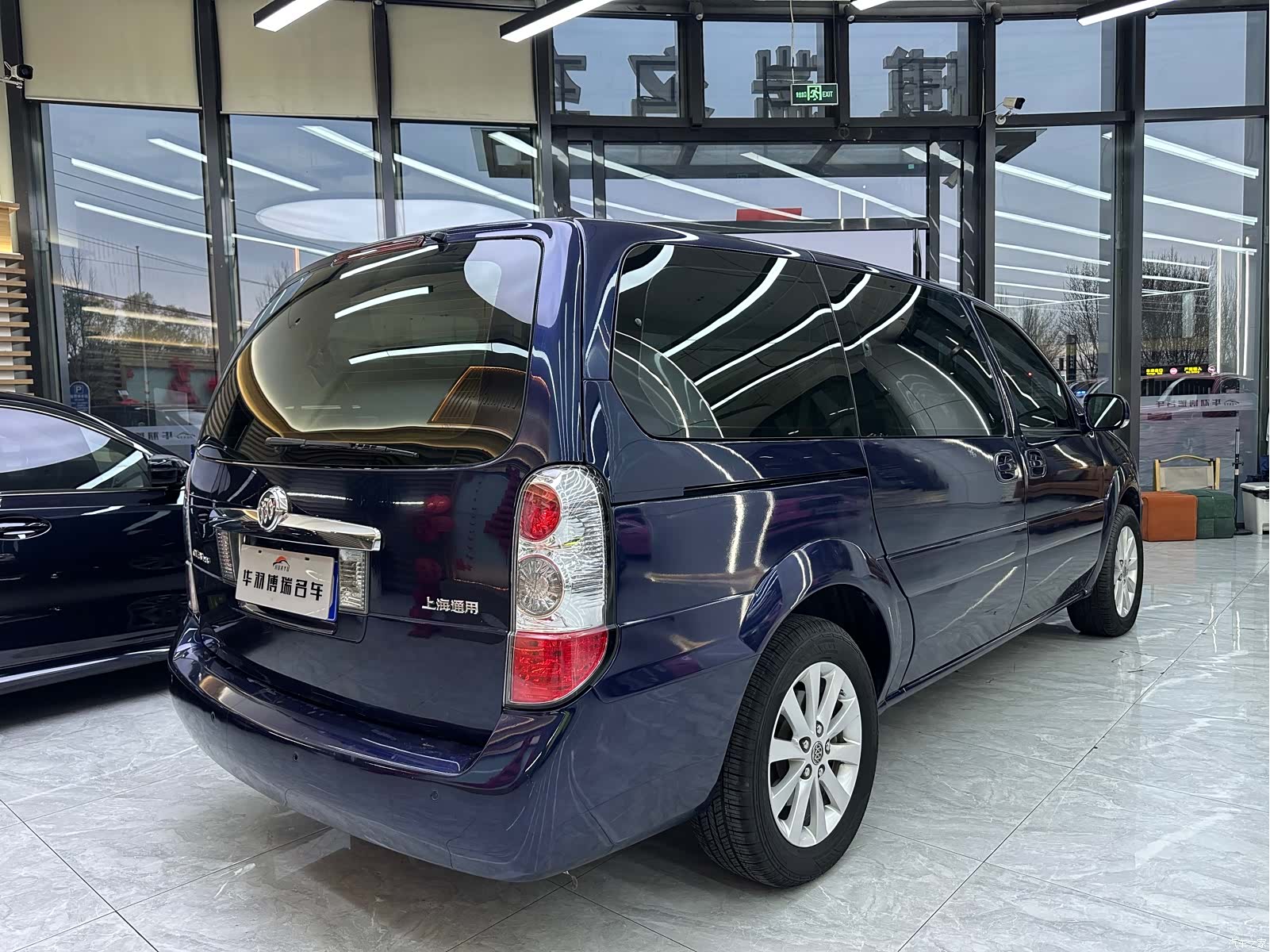 Buick GL8, 2012 19