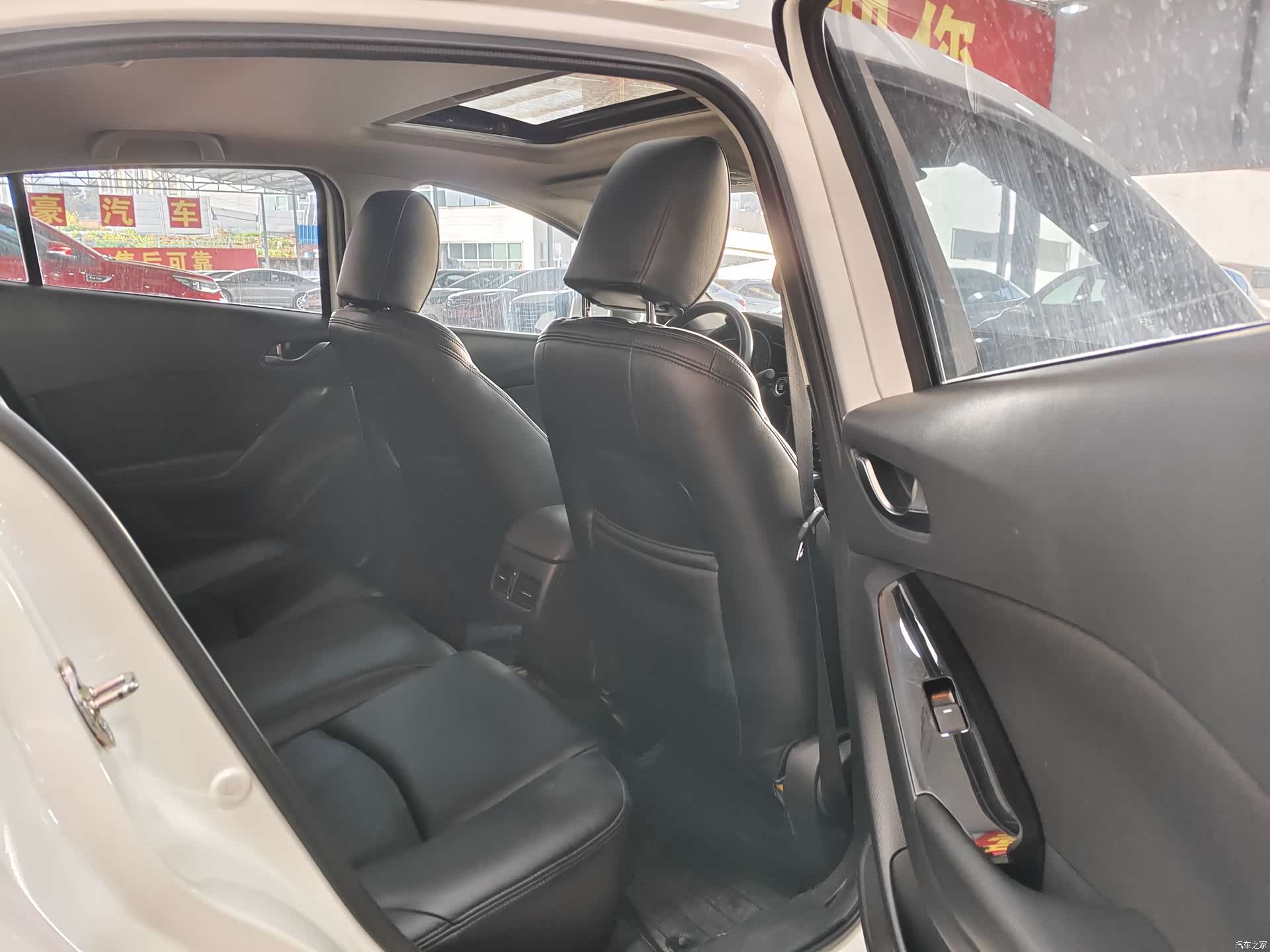 Mazda Mazda3, 2018 8