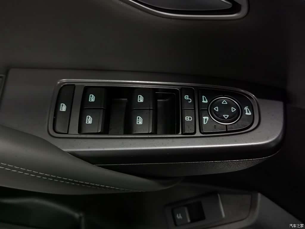 BYD Song, 2025 9