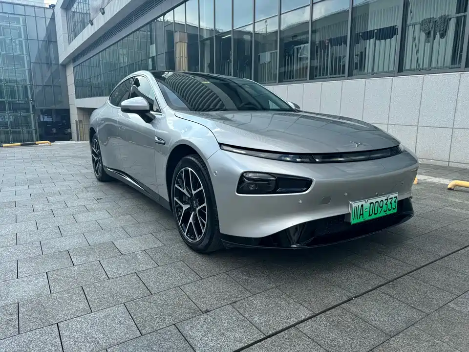 XPENG P7