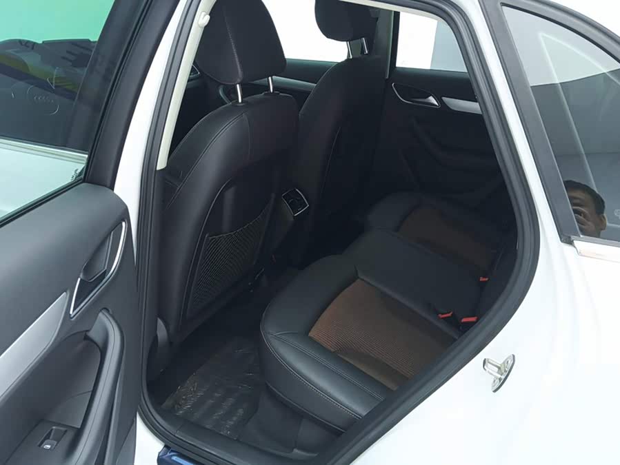 Audi Q3 2018, фото 11